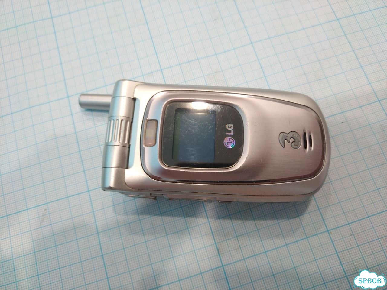 LG U8550 фото 4