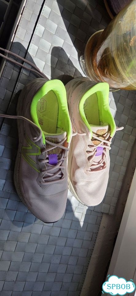 Кроссовки женские new balance 40р фото 1