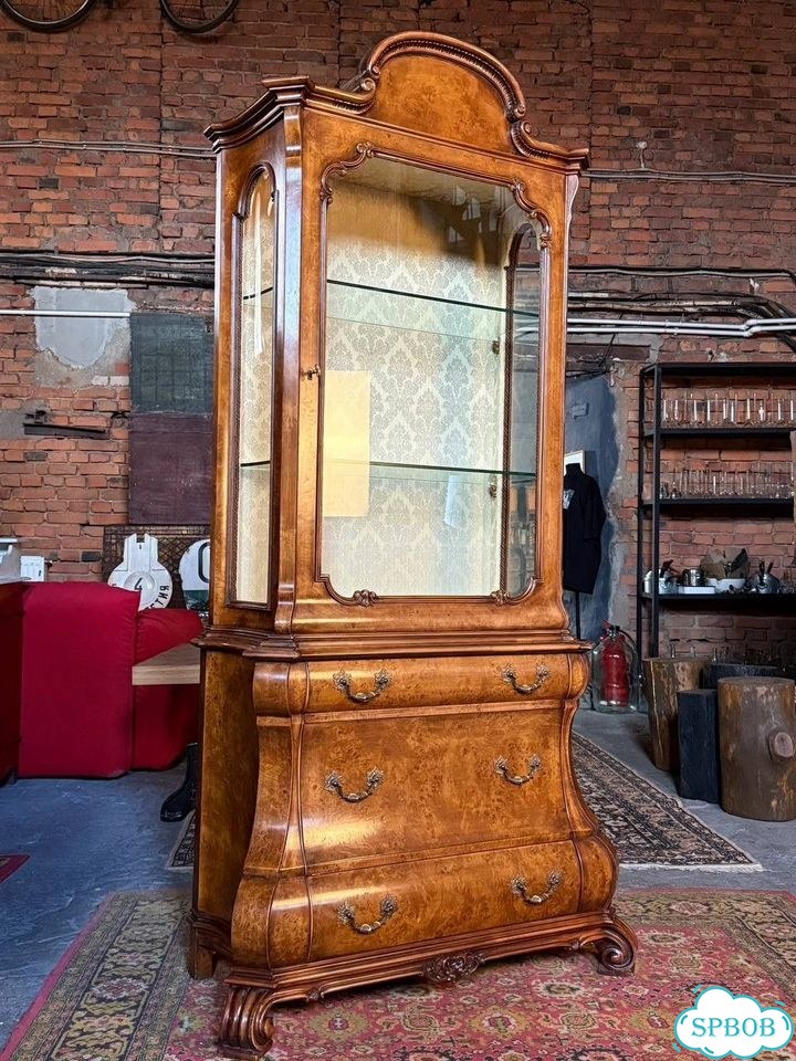 Витрина старинная фото 2