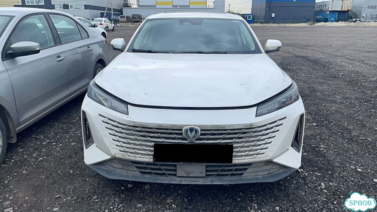 Changan Lamore 1.5 AMT, 2023, битый, 79 749 км фото 3