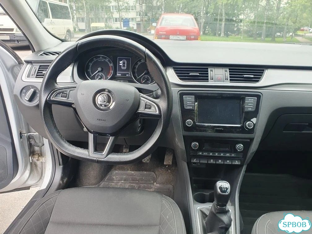 Skoda Rapid 1.6 MT, 2018, 59 000 км фото 10