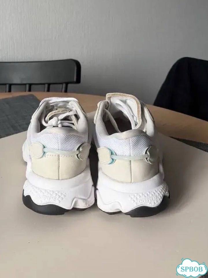 Кроссовки женские Adidas Ozweego 38 фото 3