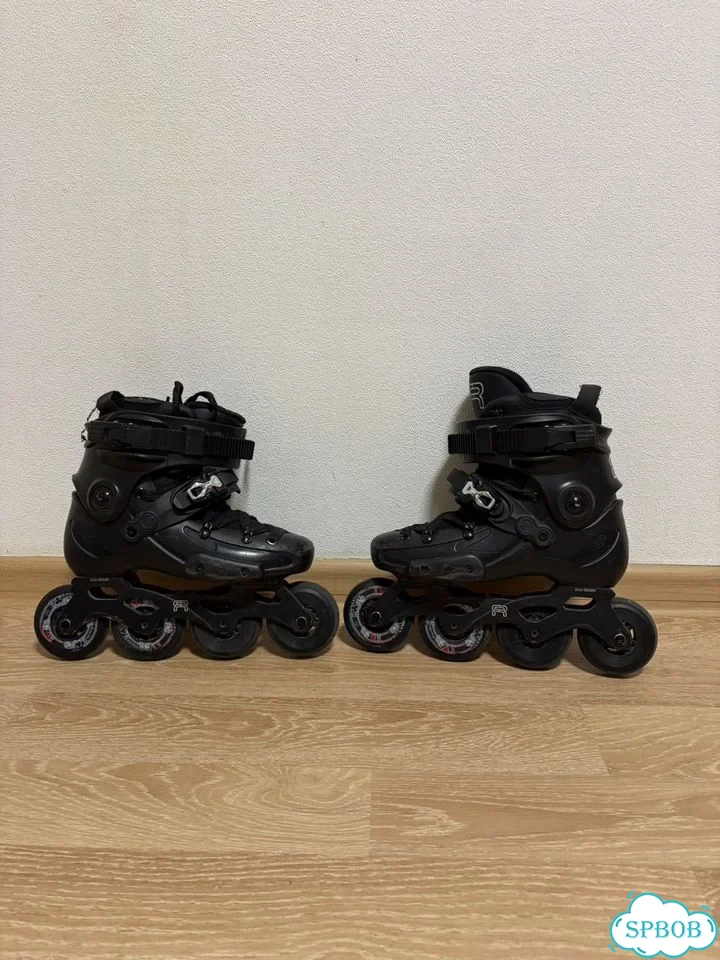 Роликовые коньки FR skates FR3 80 (black) фото 1