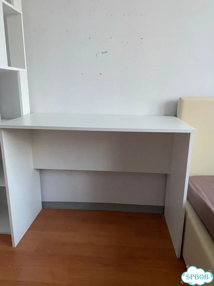 Стол офисный IKEA фото 1