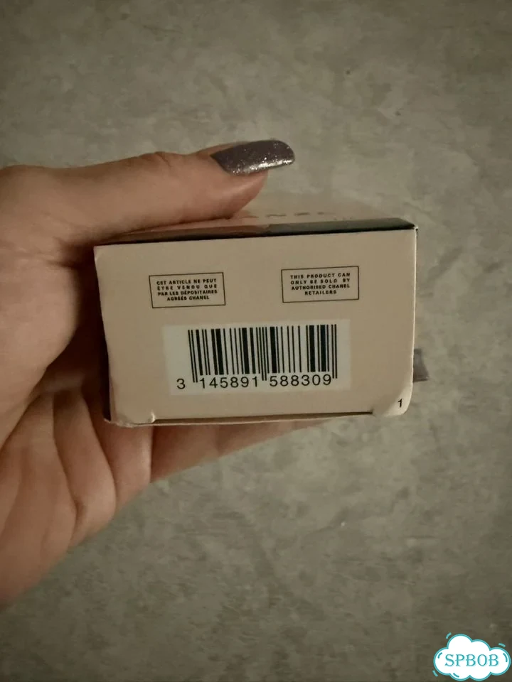 Тональный флюид chanel фото 5
