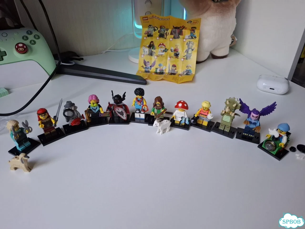 Lego minifigures series 25 фото 1