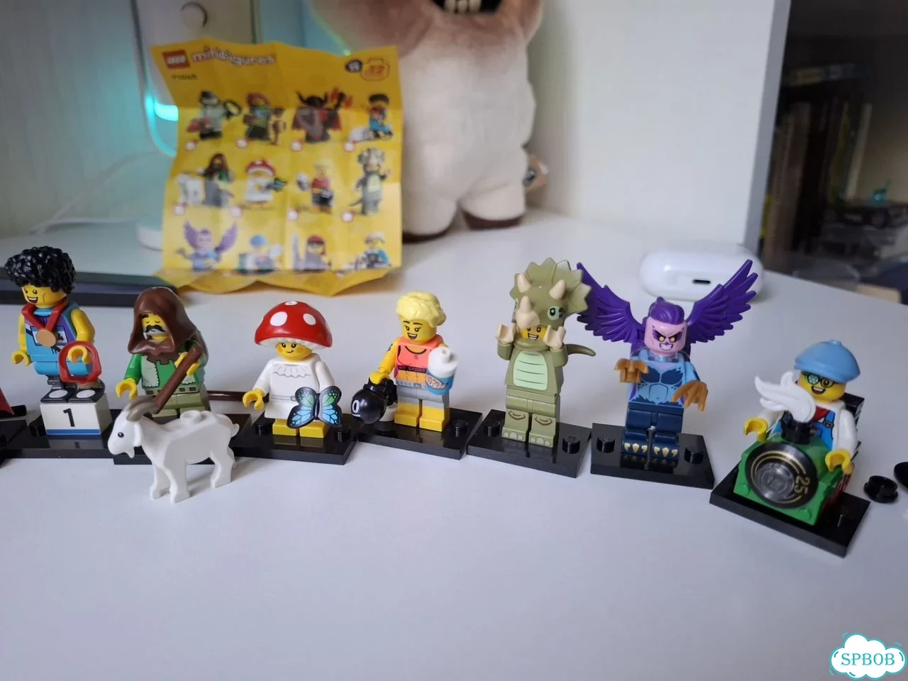 Lego minifigures series 25 фото 3