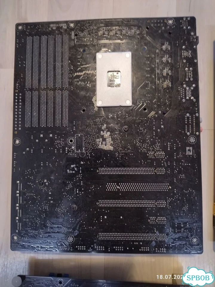 Материнские платы LGA 1366, 1150, 1155, 775 фото 8