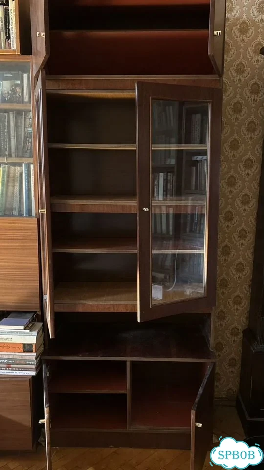 Шкаф распашной двухстворчатый Книжный фото 1