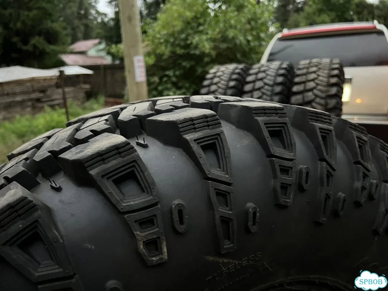 Acustica Challenger 315/80 R17 фото 7