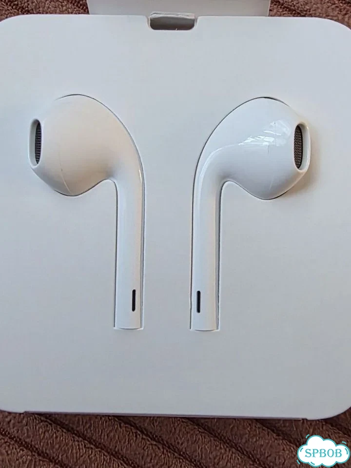 Новые оригинал Apple EarPods Lightning фото 1