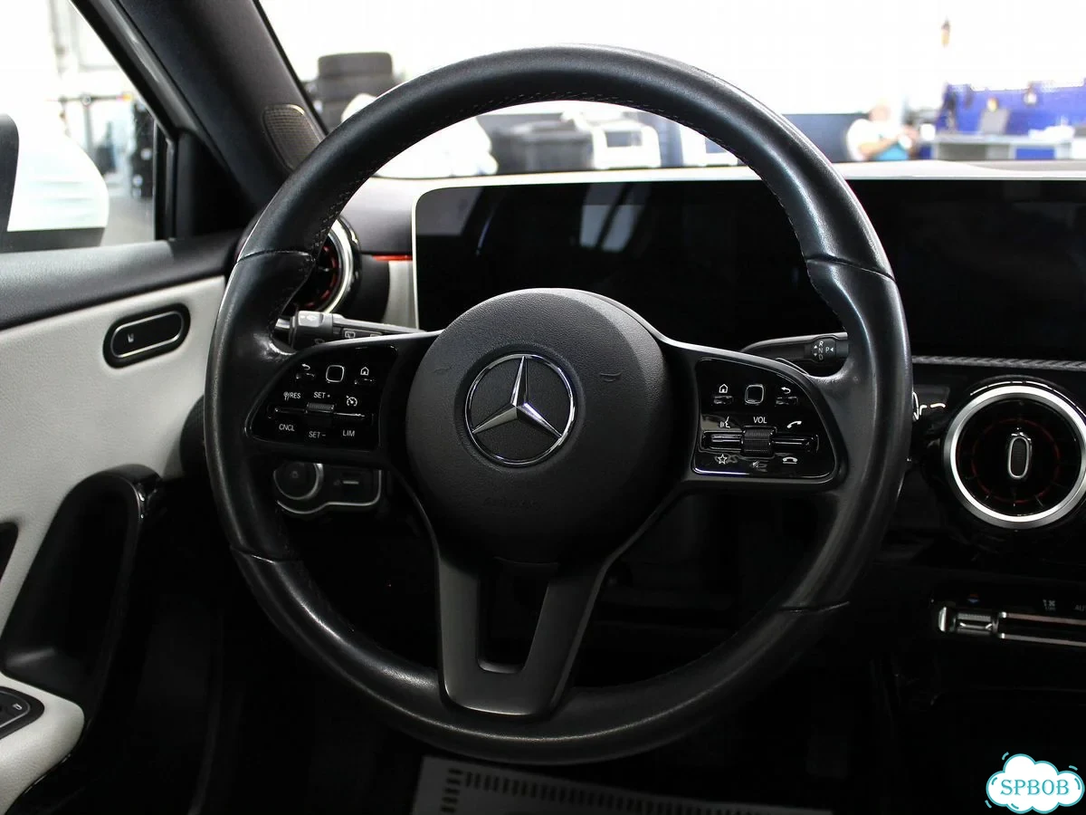 Mercedes-Benz A-класс 1.3 AMT, 2018, 135 000 км фото 12