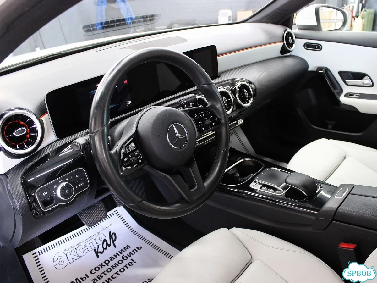 Mercedes-Benz A-класс 1.3 AMT, 2018, 135 000 км фото 7