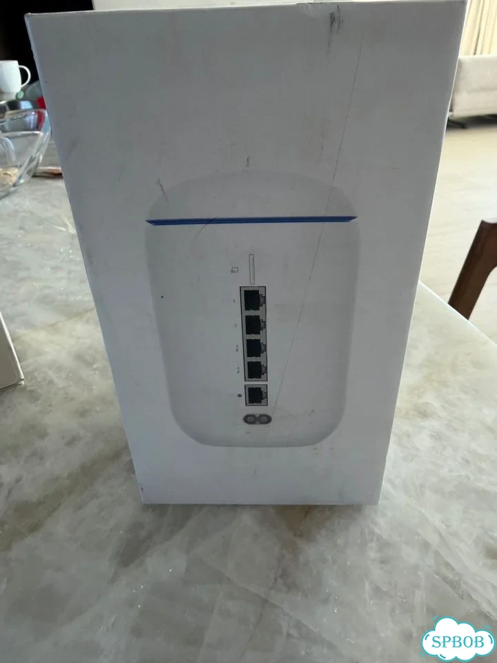 Ubiquiti UniFi Dream Router 7 (UDR7) фото 2