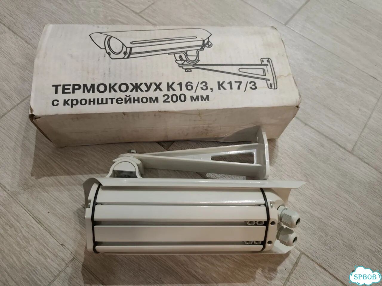 Термокожух к16/3, к17/3 с кронштейном фото 1