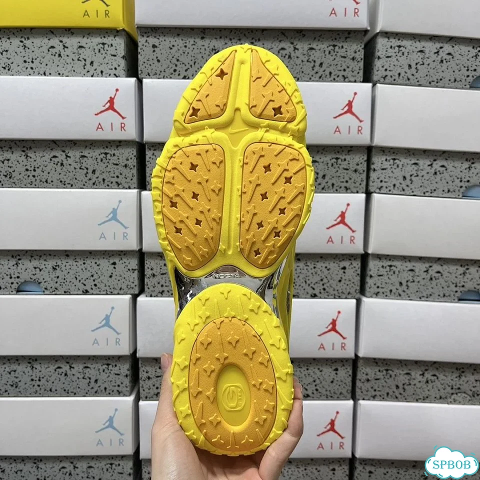 Кроссовки Nike nocta фото 2