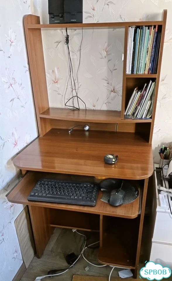 Компьютерный стол фото 1