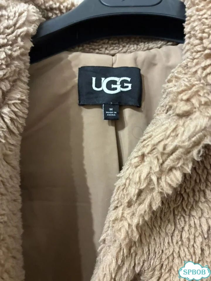 Куртка UGG плюшевая фото 2