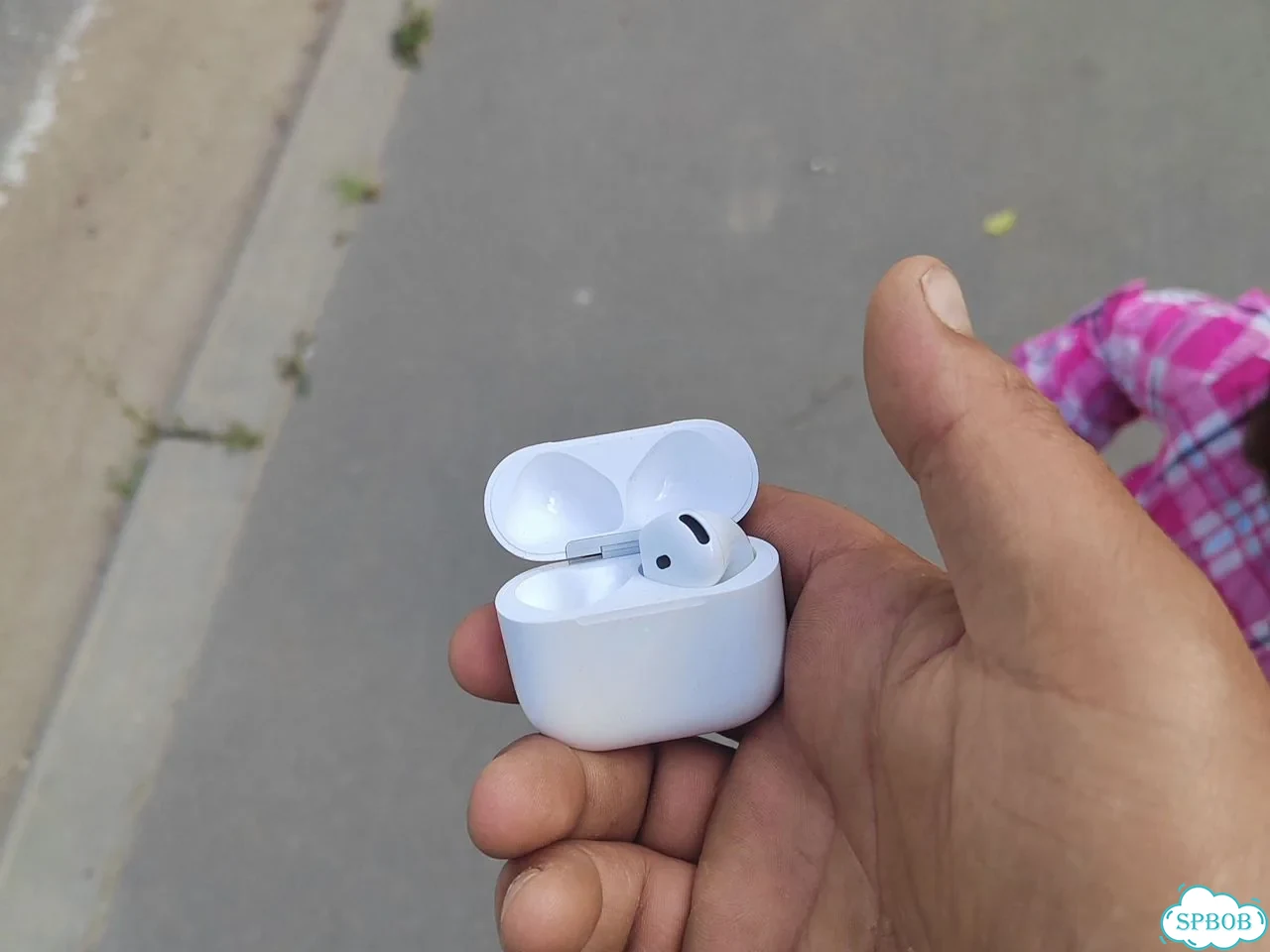 Наушники airpods pro 4 фото 3