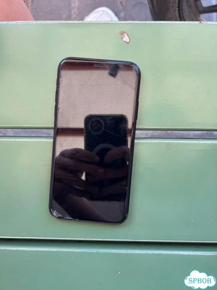 iPhone Xr, 128 ГБ, 1 SIM фото 1