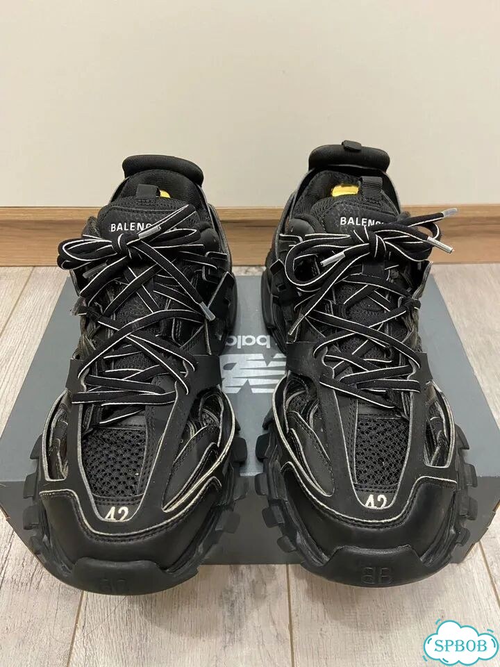 42 Balenciaga track 1 оригинал фото 5