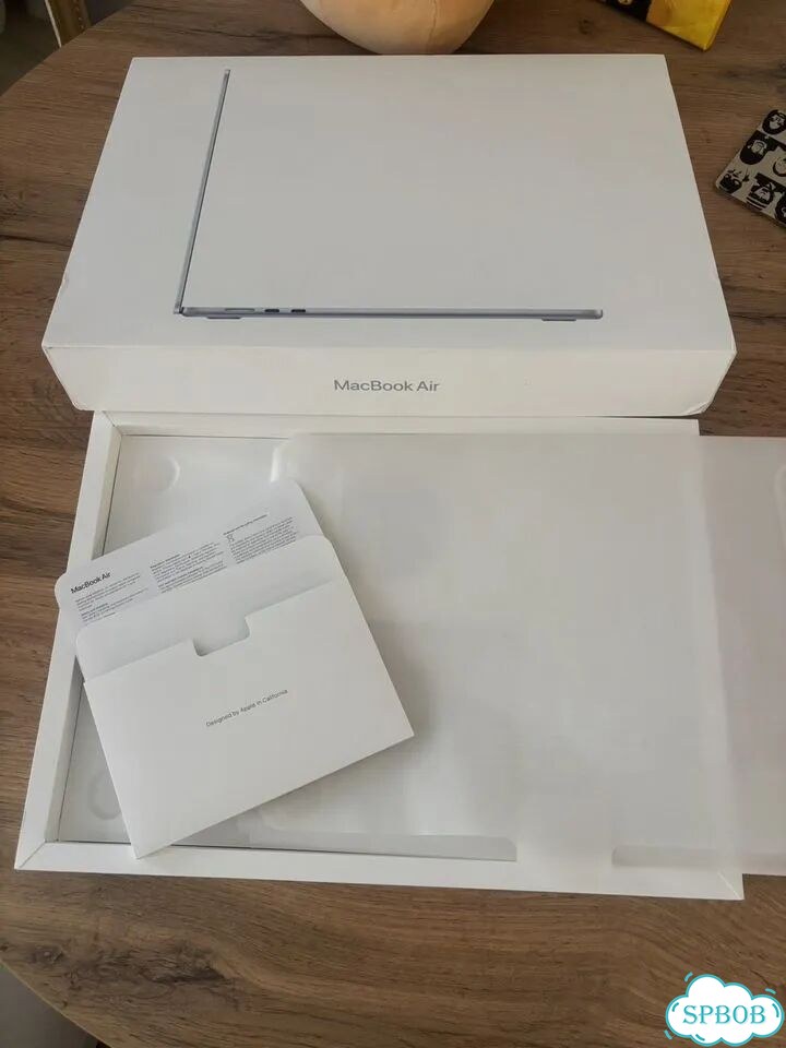 Коробка macbook air m4 15,6 фото 2