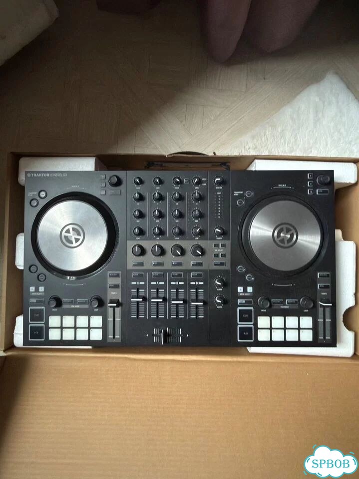 Dj контролер Traktor S3 Native Instruments фото 2