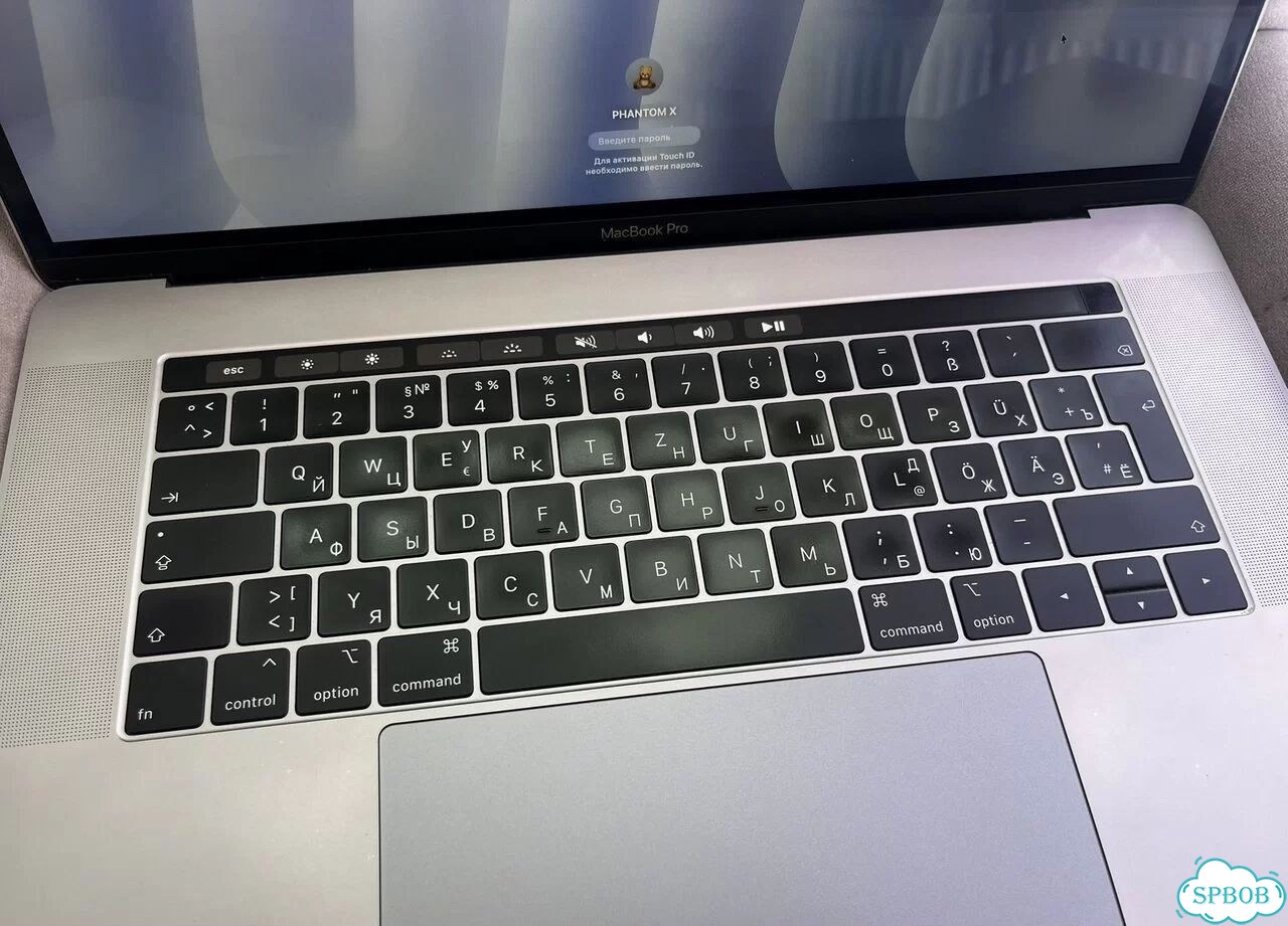 MacBook Pro 15 2019 i9 фото 2