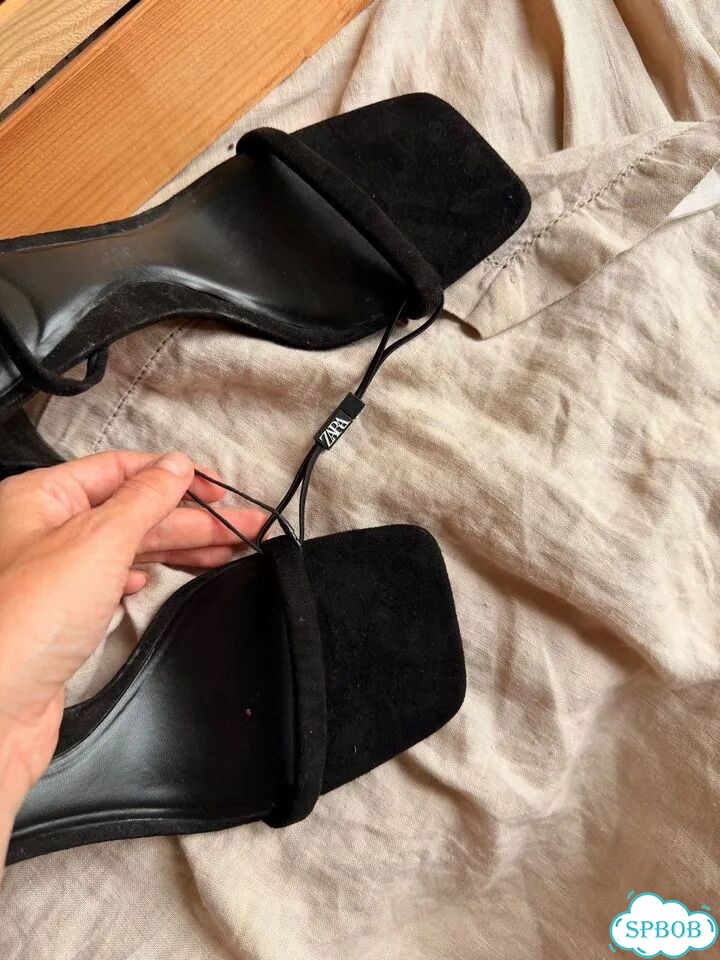 Босоножки на каблуке Zara 42 фото 10