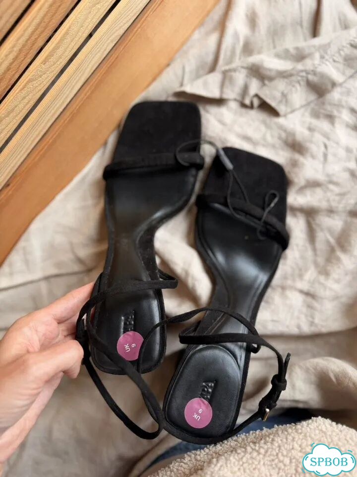 Босоножки на каблуке Zara 42 фото 3