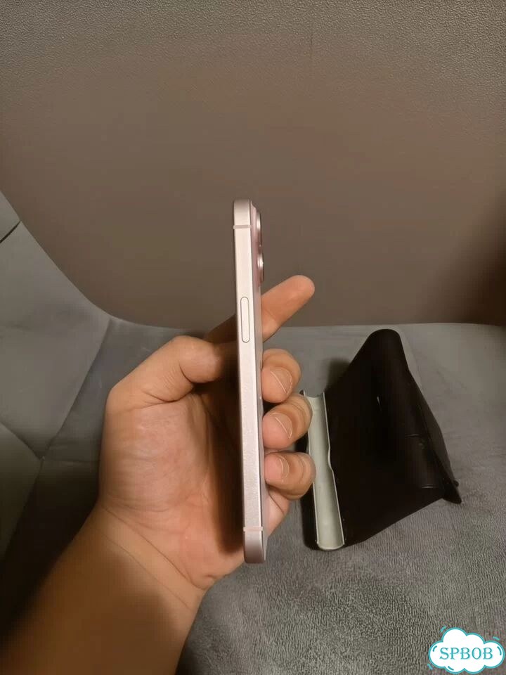 iPhone 15, 256 ГБ, SIM + eSIM фото 3