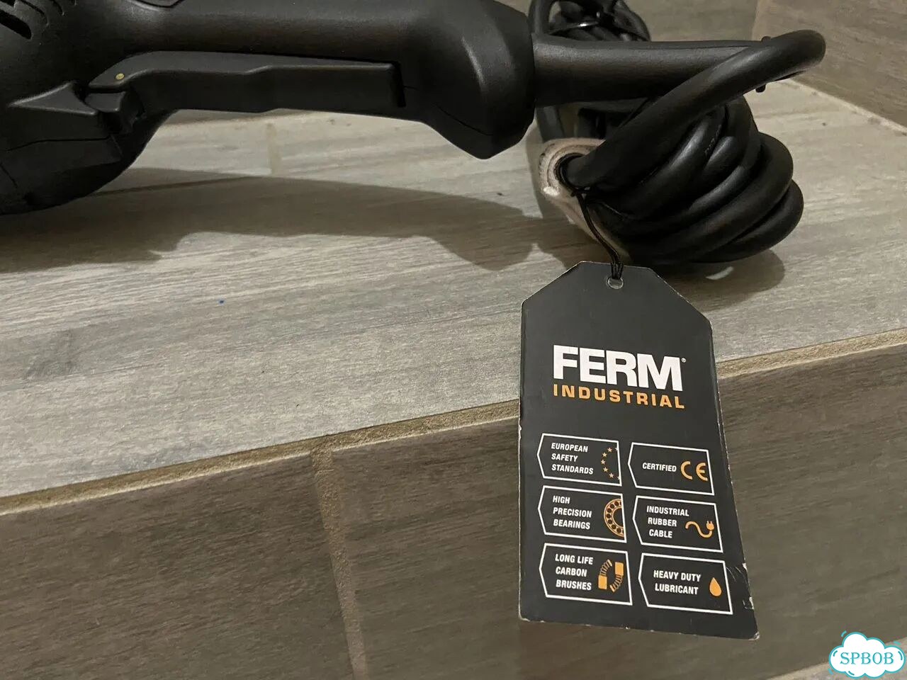 Угловая шлифмашина ferm AGM1118P фото 3
