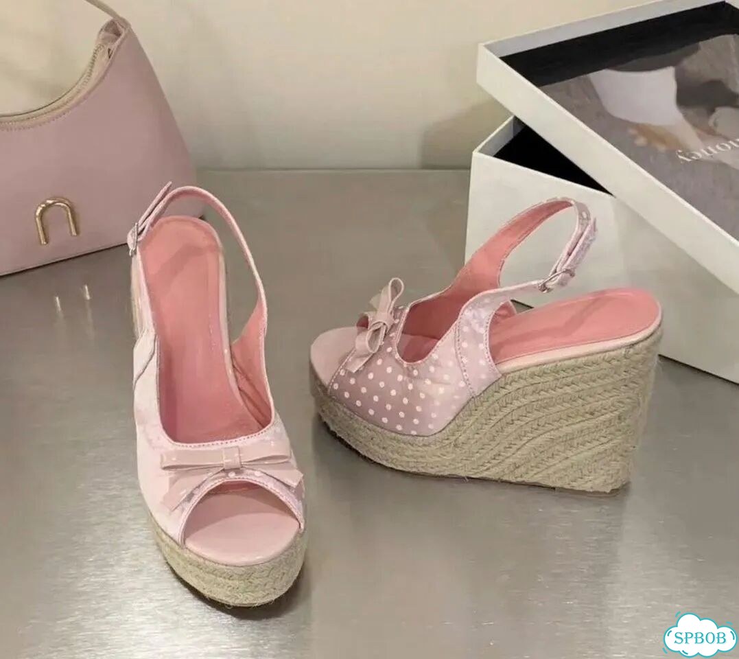 Босоножки на танкетке Polka Dot type фото 3