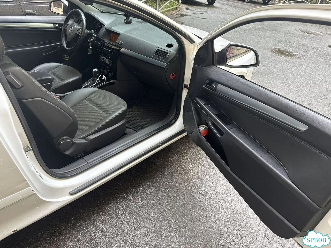Opel Astra GTC 1.8 AT, 2010, 161 314 км фото 5
