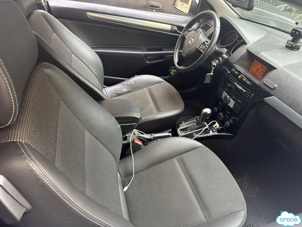 Opel Astra GTC 1.8 AT, 2010, 161 314 км фото 6