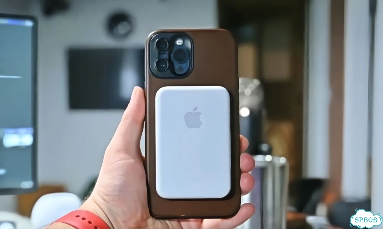 Внешний аккумулятор iPhone MagSafe Battery Pack фото 1