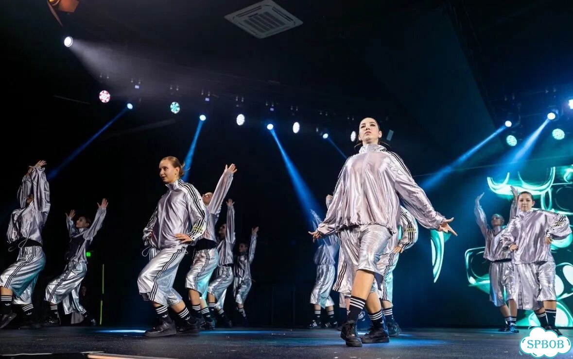Костюм для девочки Todes размер 42-46 фото 8