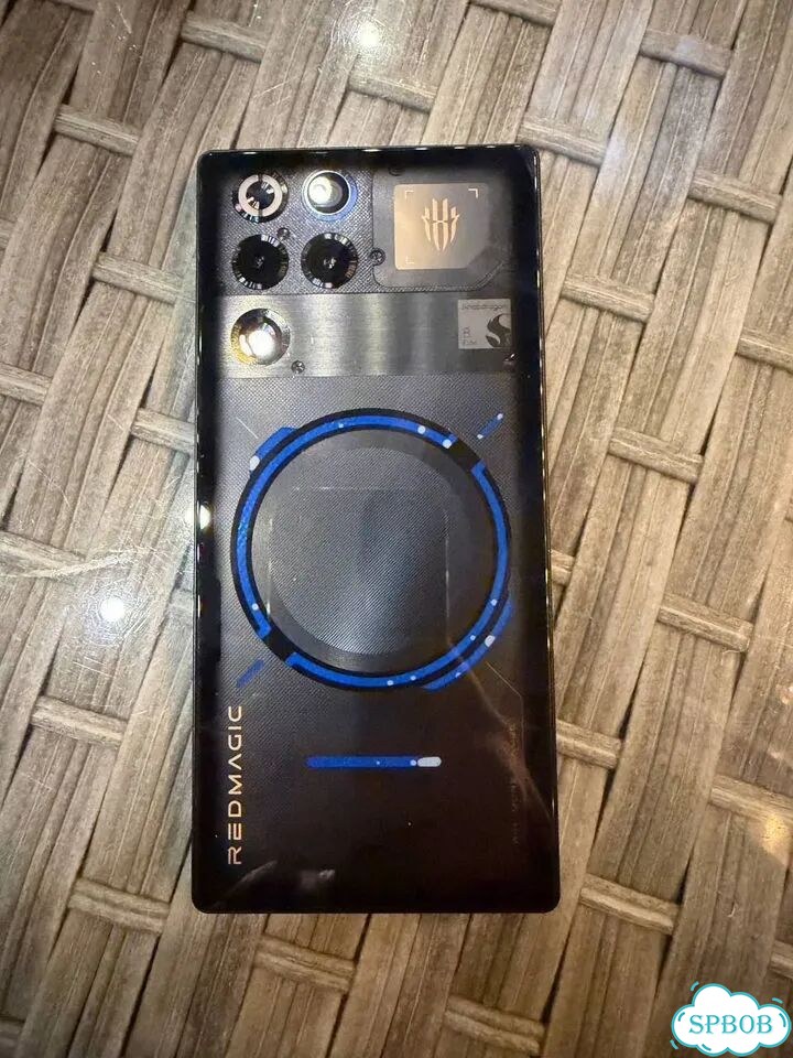 ZTE nubia RedMagic 11 Pro+, 24/1 ТБ, 2 SIM фото 2