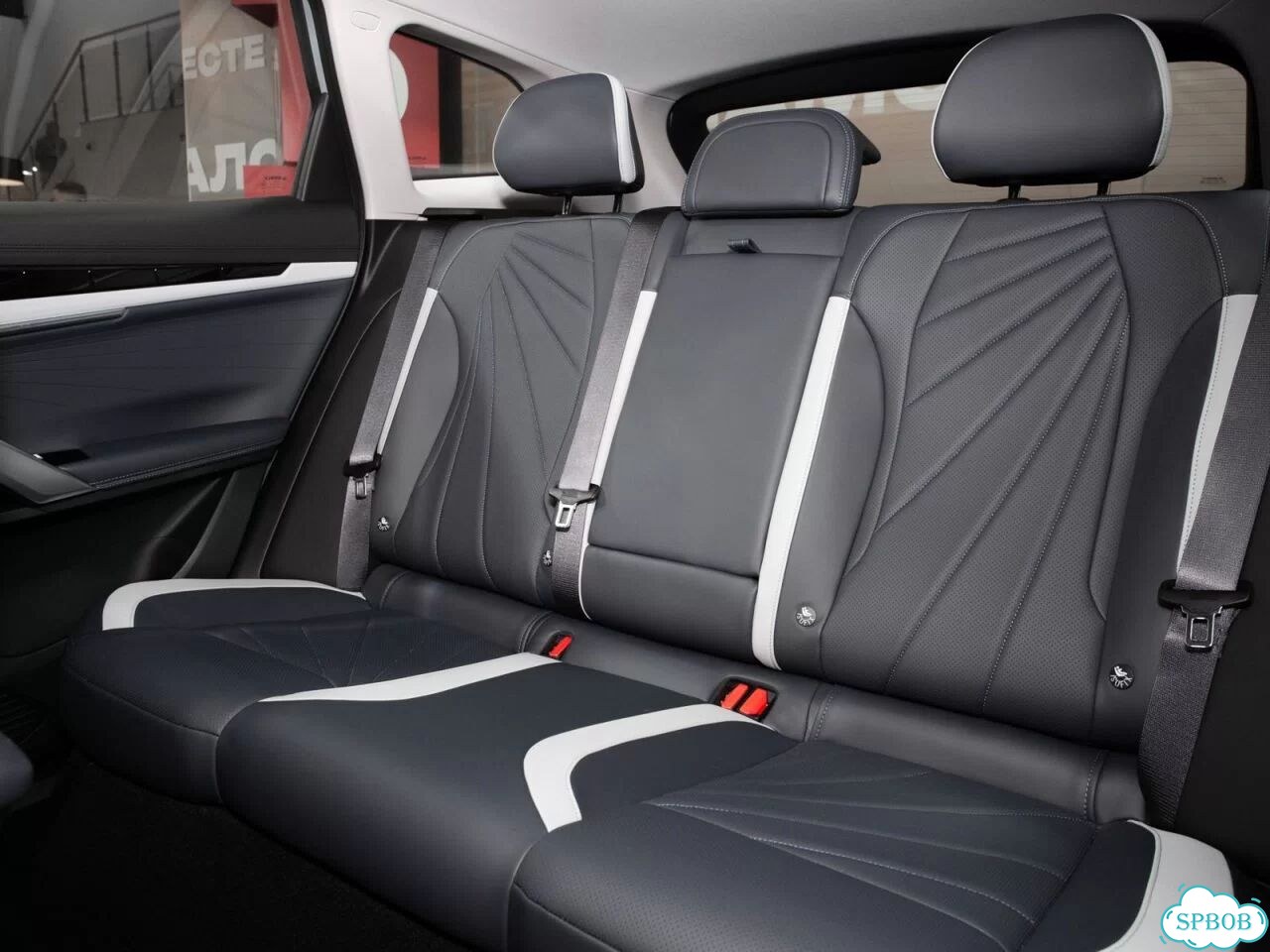 Geely Atlas 2.0 AT, 2026 Новый фото 31
