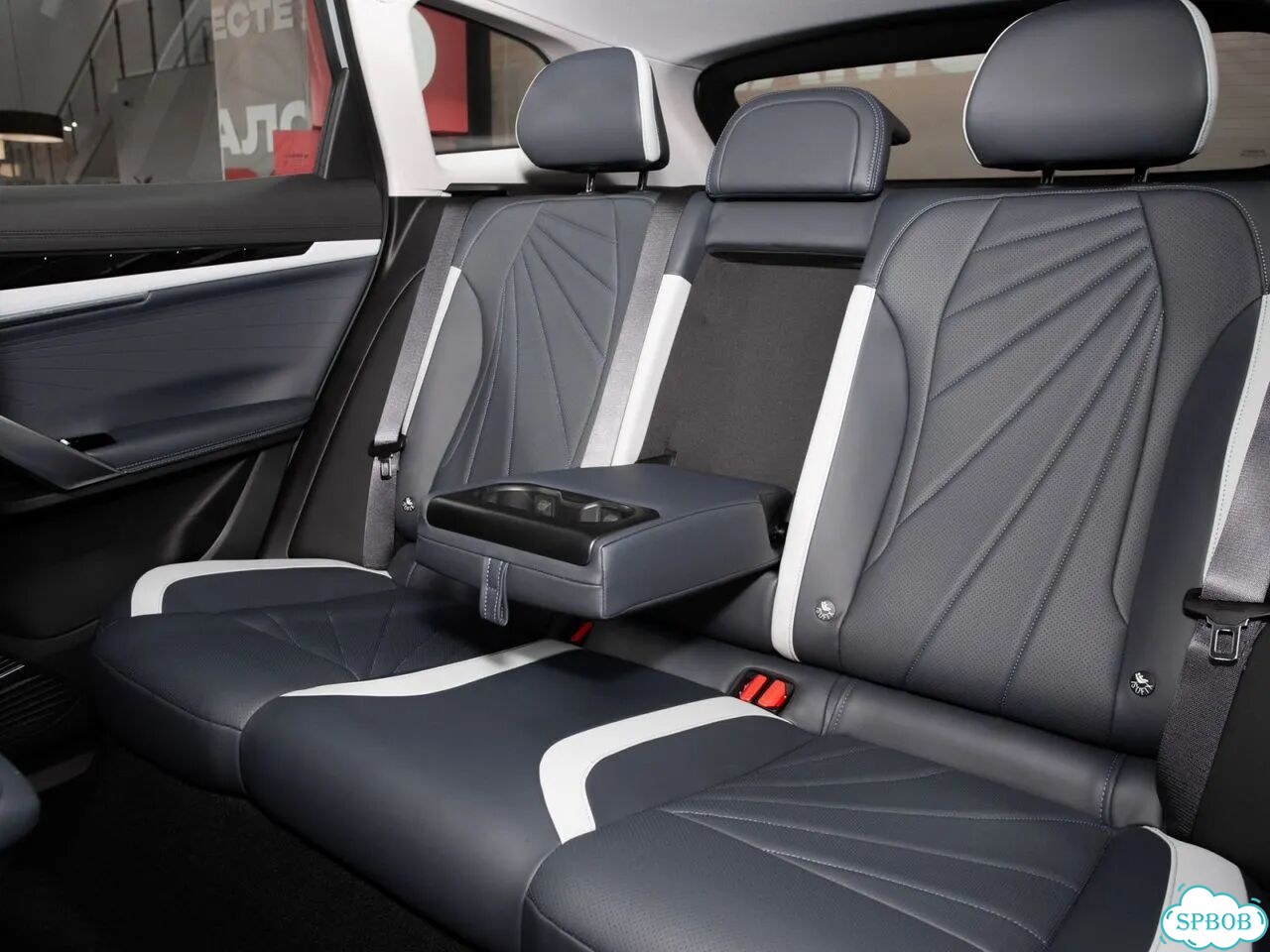 Geely Atlas 2.0 AT, 2026 Новый фото 32