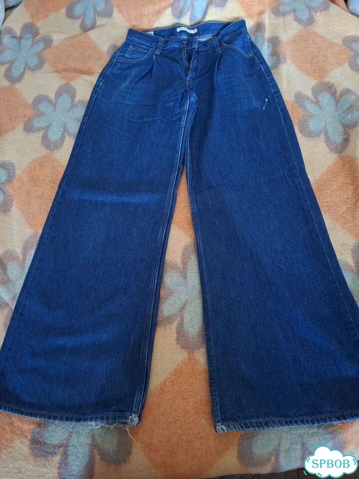 Джинсы levis широкиеW 26 L 32 фото 1