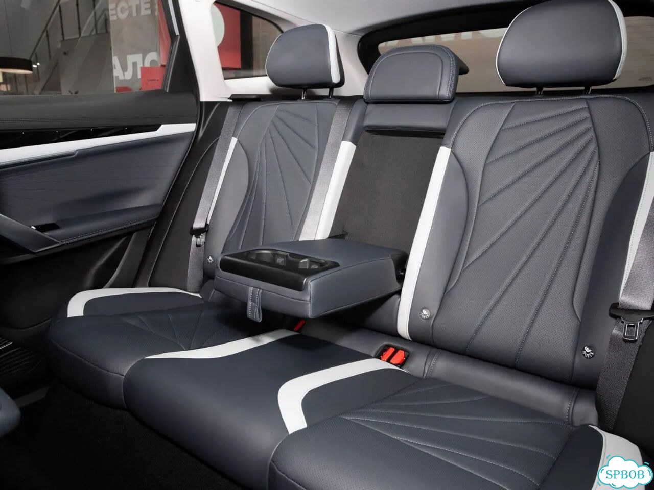 Geely Atlas 2.0 AT, 2026 Новый фото 32