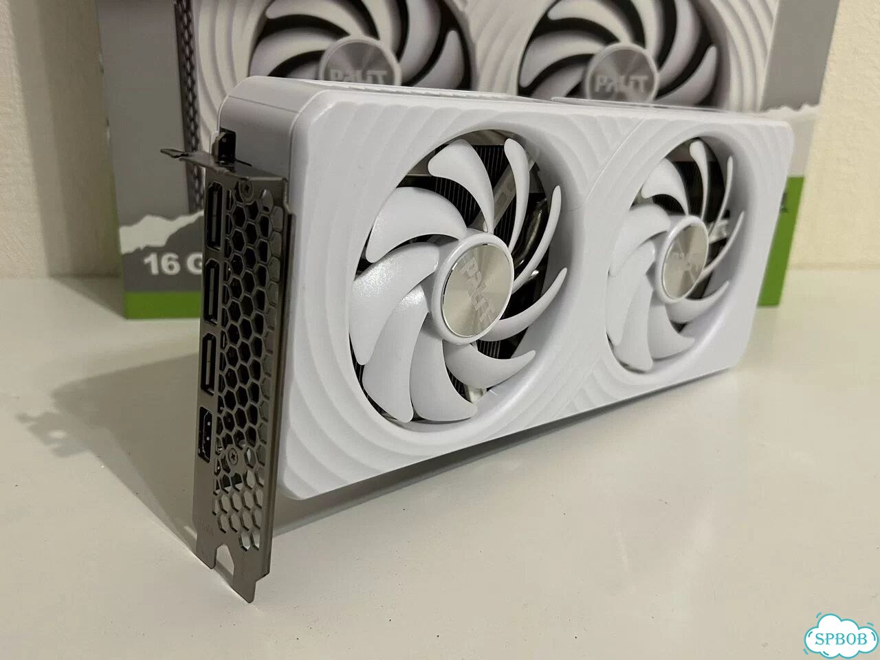 RTX 5060 Ti 16GB Palit White OC фото 3