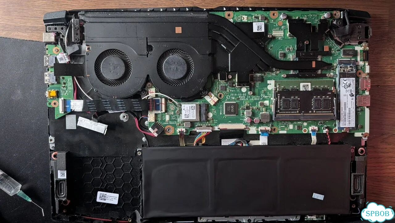 Acer Nitro 5 AN515-42 фото 9