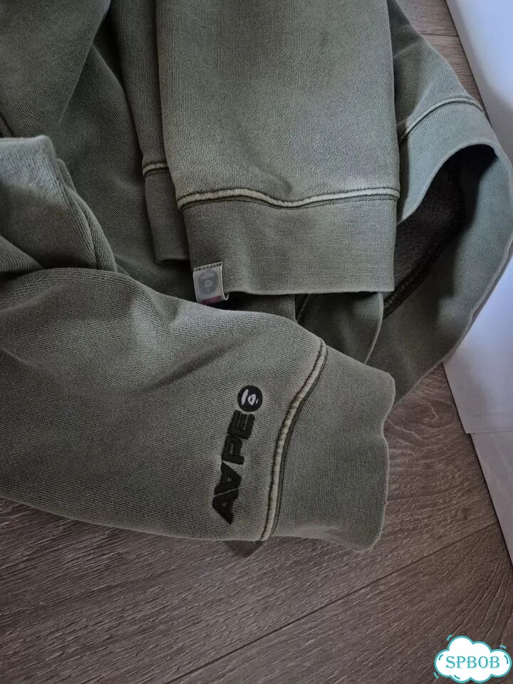 Свитшот aape оригинал фото 3