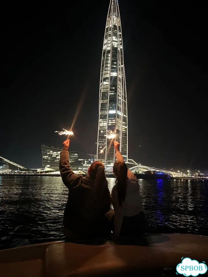 Аренда катера с капитаном. Разводные мосты спб фото 6