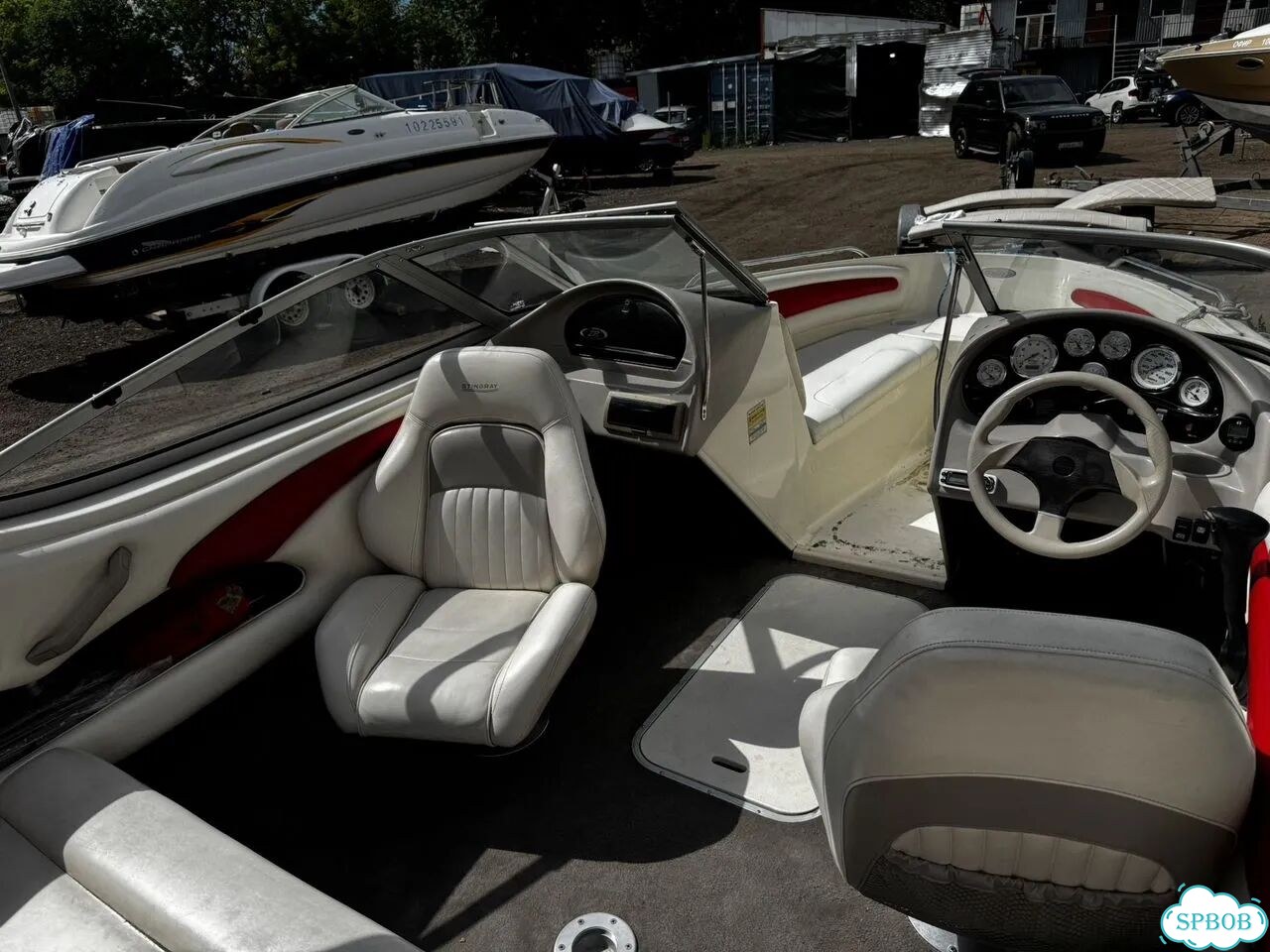 Катер Stingray 191 LX фото 5