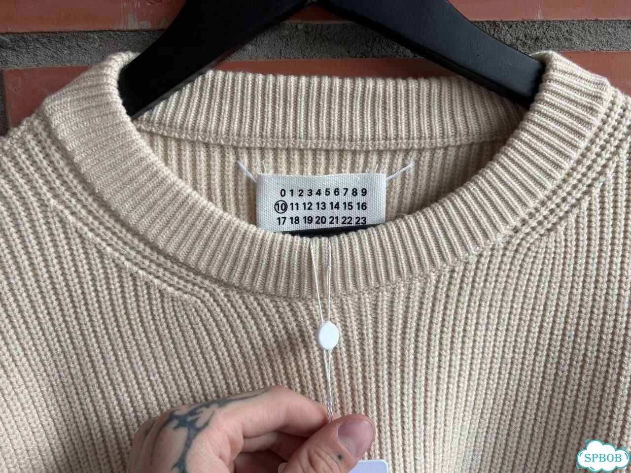 Свитер Maison Margiela бежевый фото 4