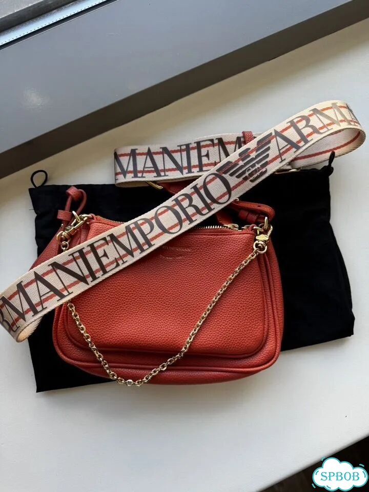Сумочка Emporio Armani 2-in-1 оригинал фото 2