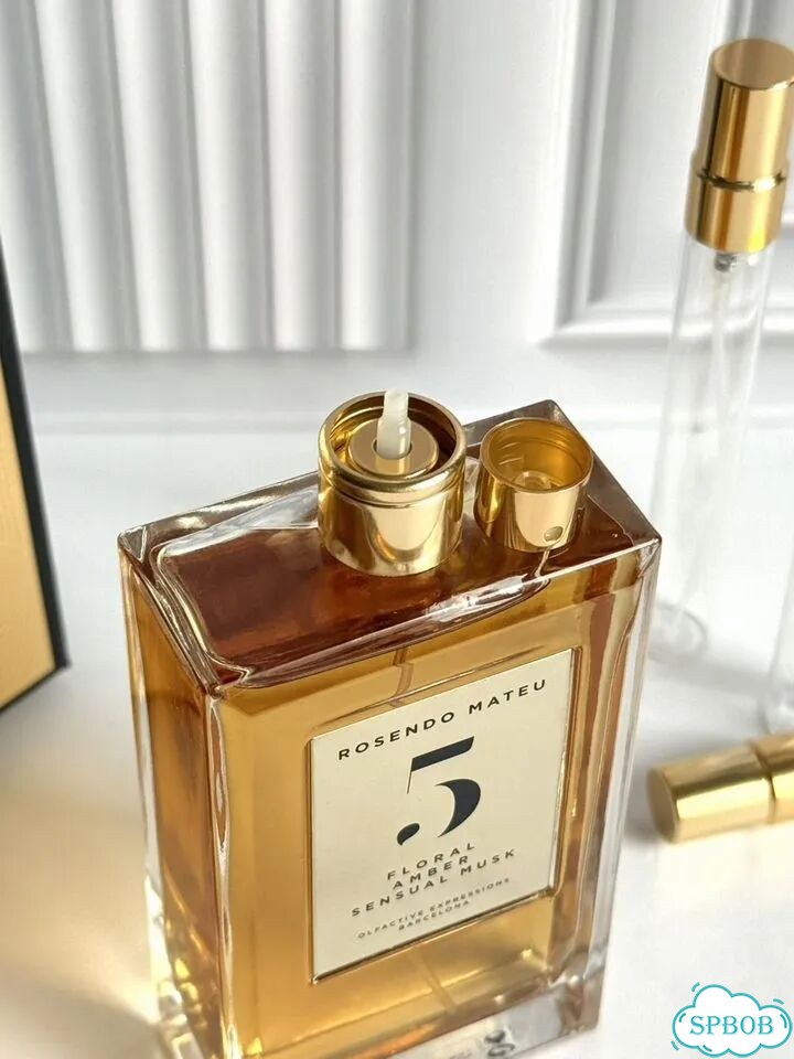 Rosendo Mateu 5 Floral Amber Musk распив оригинал фото 4